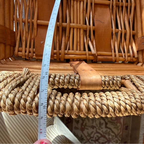 Vintage Wicker and Wood Woven Basket Medium Size with Handles - Picture 11 of 13